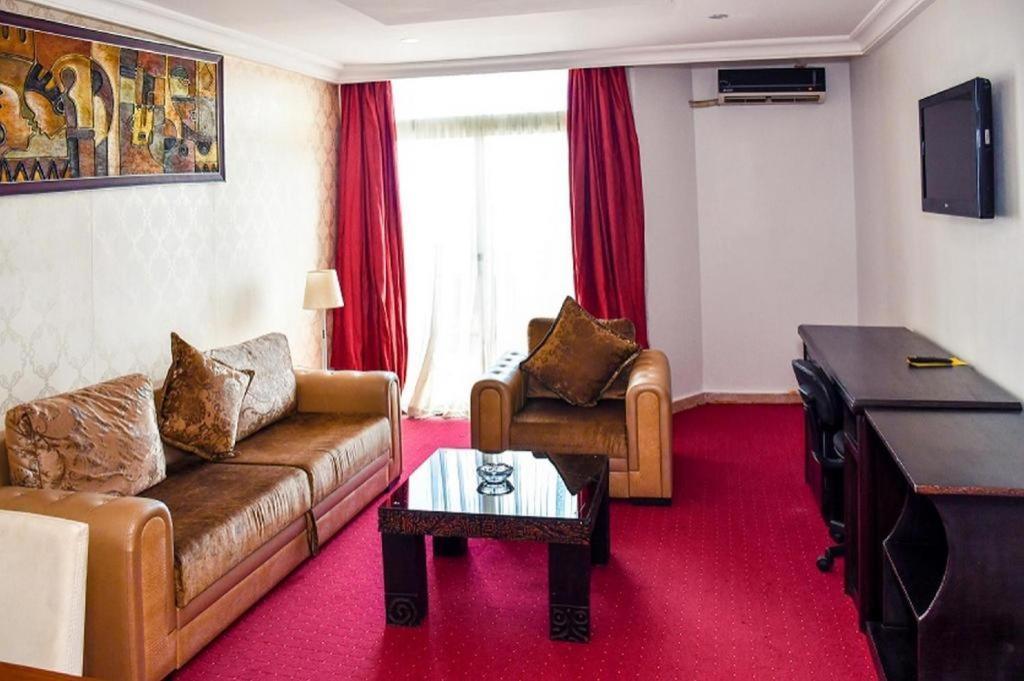 Imo Concorde Hotel Owerri Exterior photo